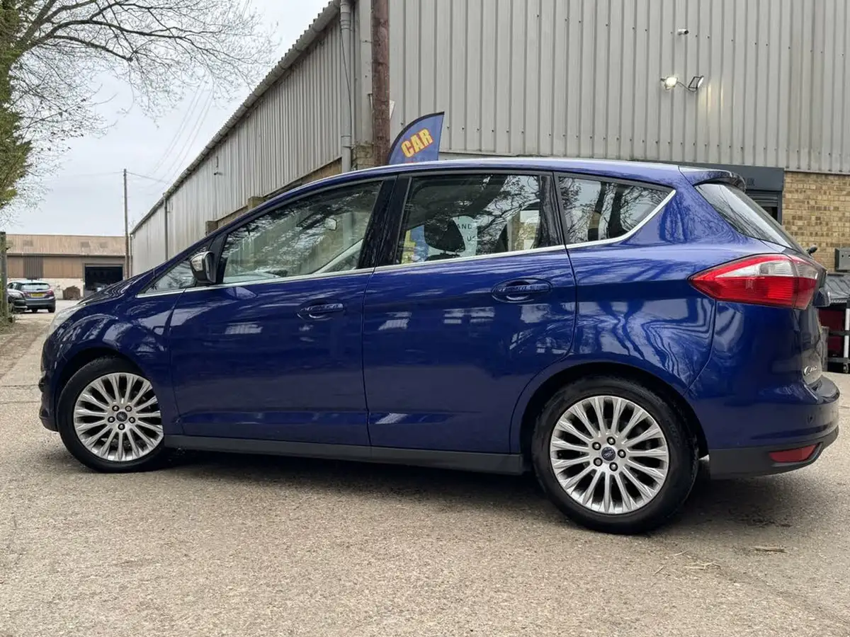 2015-ford-c-max-10-titanium-125ps-big-23