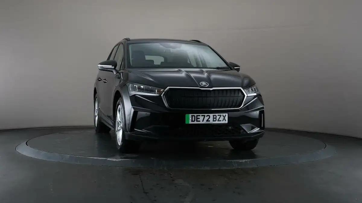 2022-skoda-enyaq-e-60-big-43