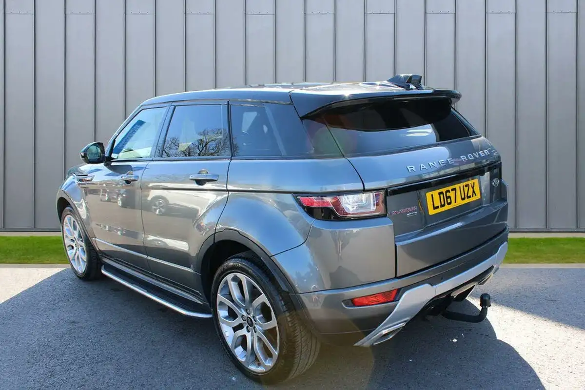 2017-land-rover-range-rover-evoque-20td4-hse-dynamic-ss-hatchback-5d-auto-big-4