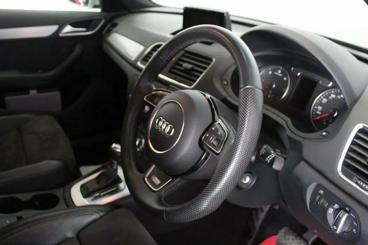 2014-audi-q3-20td-quattro-s-line-plus-177ps-tronic-big-45