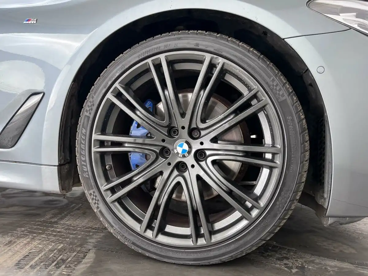 2017-bmw-5-series-20-530i-m-sport-saloon-4d-big-11