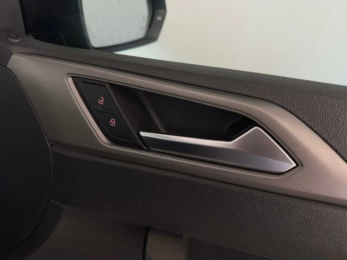 2018-volkswagen-polo-10-tsi-se-dsg-big-21