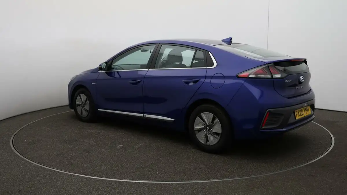 2020-hyundai-ioniq-16-gdi-premium-hybrid-big-57