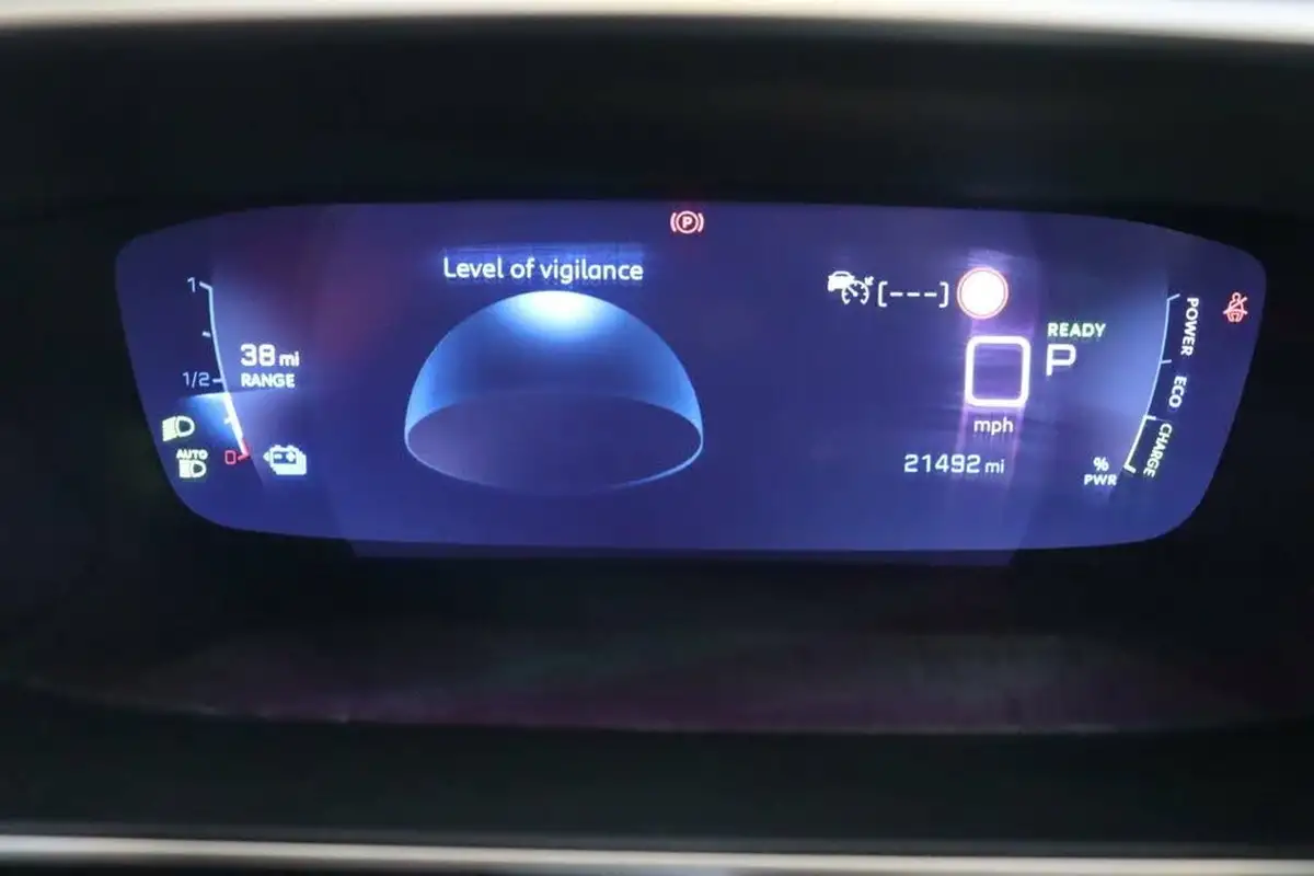 2021-peugeot-2008-suv-e-gt-premium-50kwh-big-19
