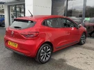 2022-renault-clio-10-tce-iconic-edition-small-15