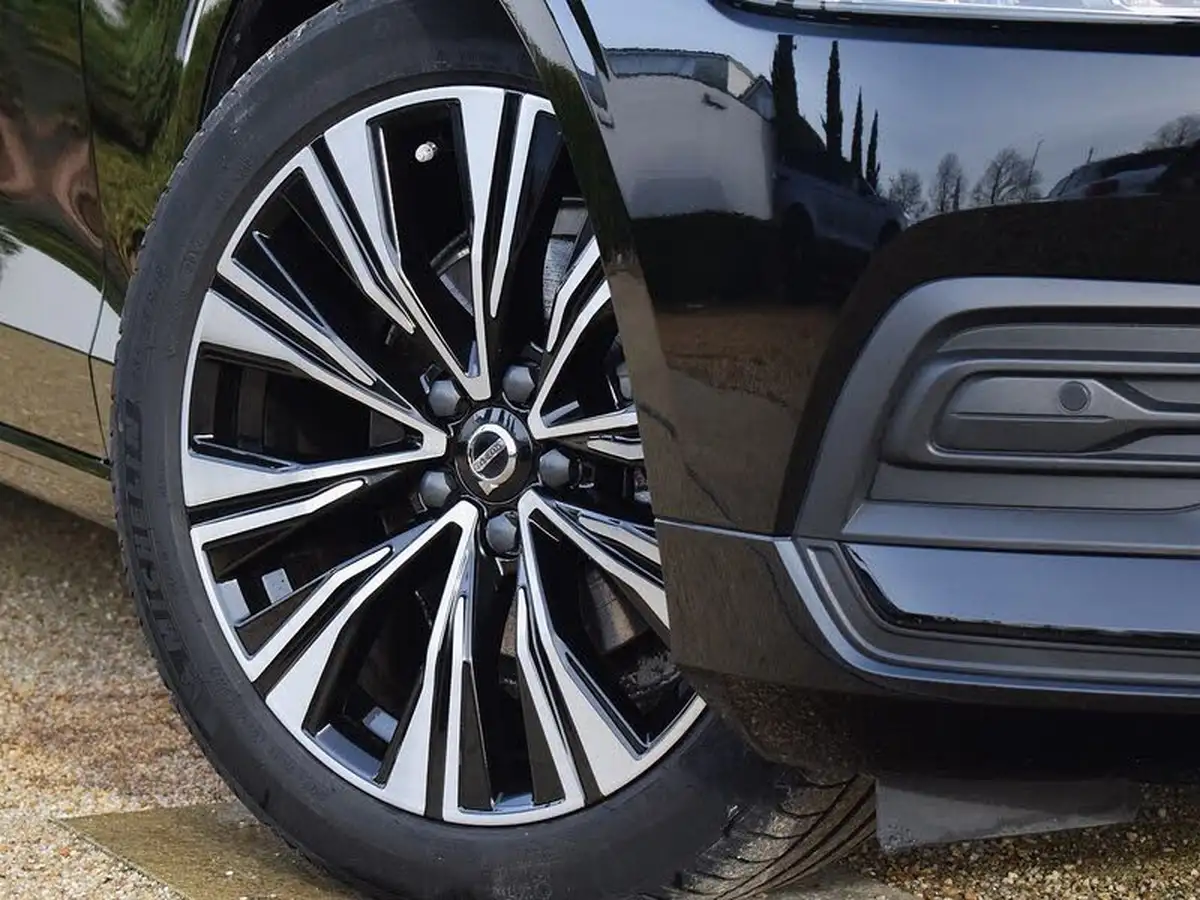 2022-volvo-v60-20-b3-core-big-11