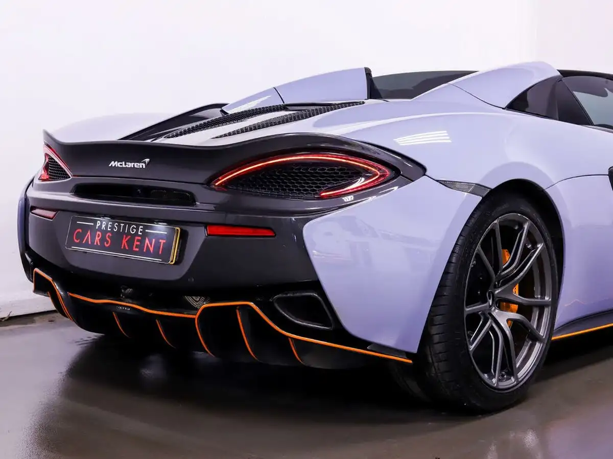 2018-mclaren-570s-38-coupe-big-16