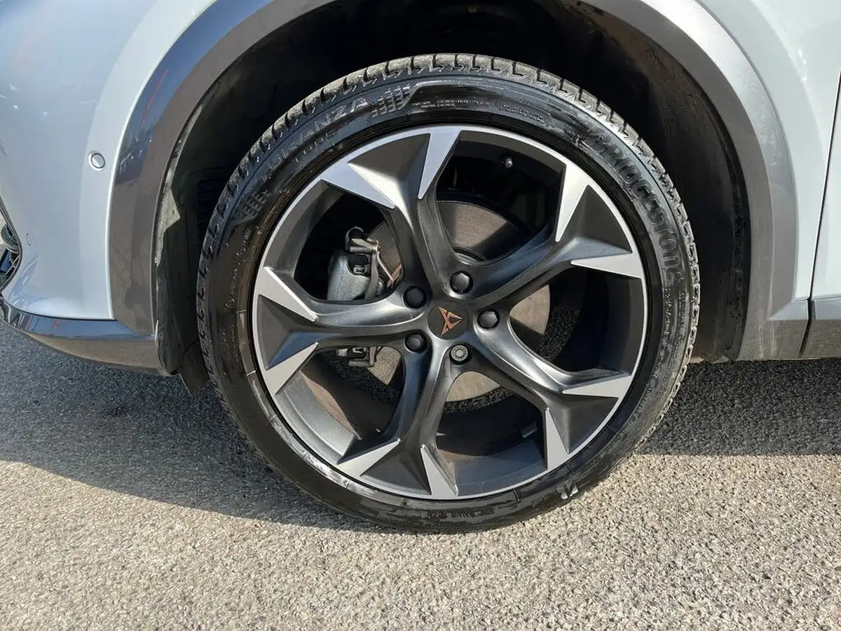 2024-cupra-formentor-14-e-hybrid-v2-big-14