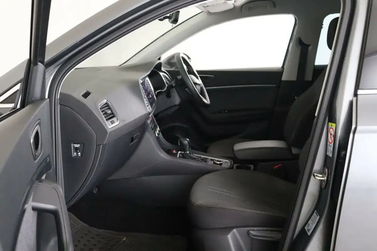 2023-seat-ateca-15-ecotsi-se-technology-dsg-big-10