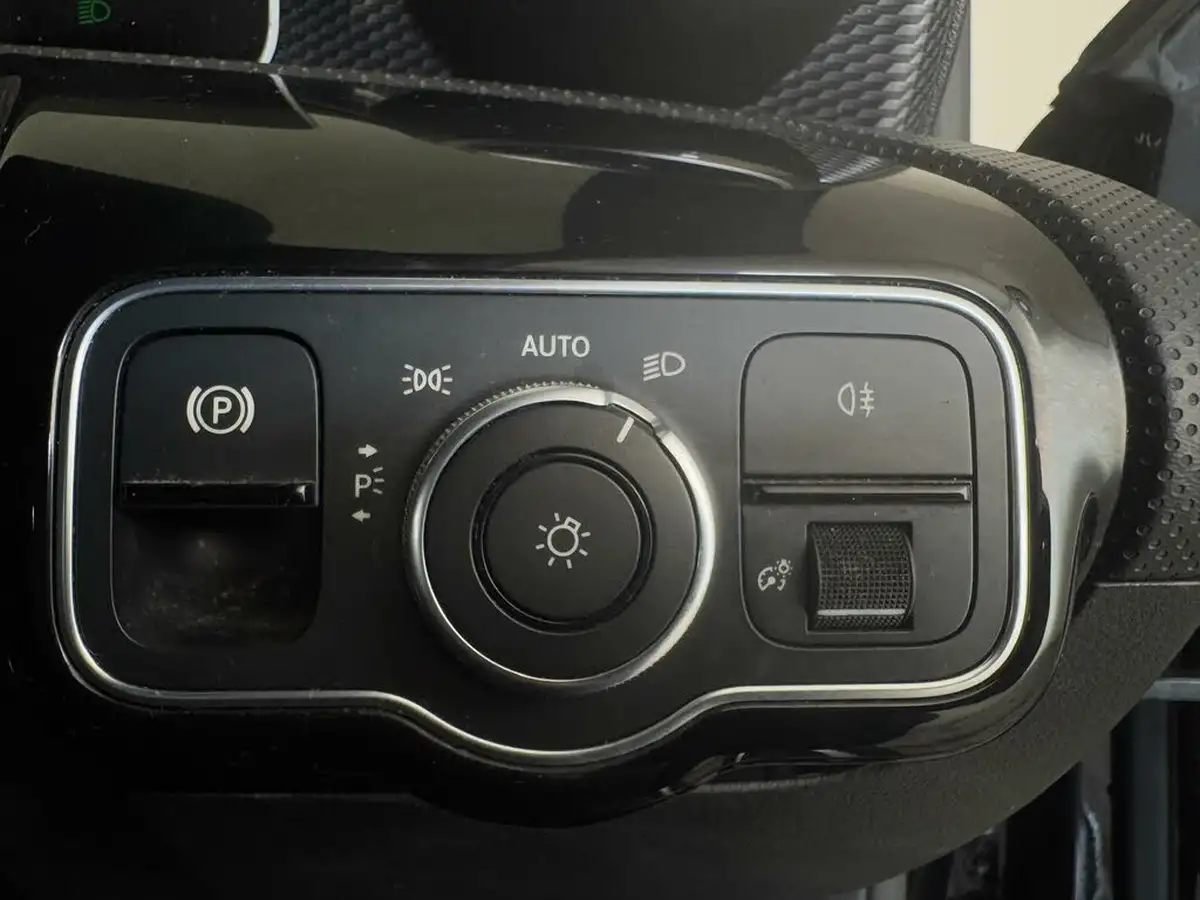 2020-mercedes-benz-a-class-13-a200-sport-executive-hatchback-5d-7g-dct-big-23