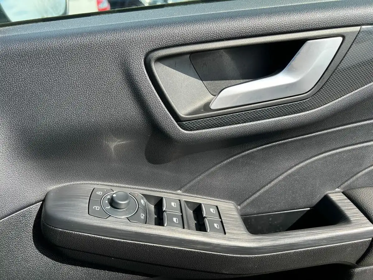 2024-ford-kuga-25t-graphite-tech-edition-190ps-fhev-big-24