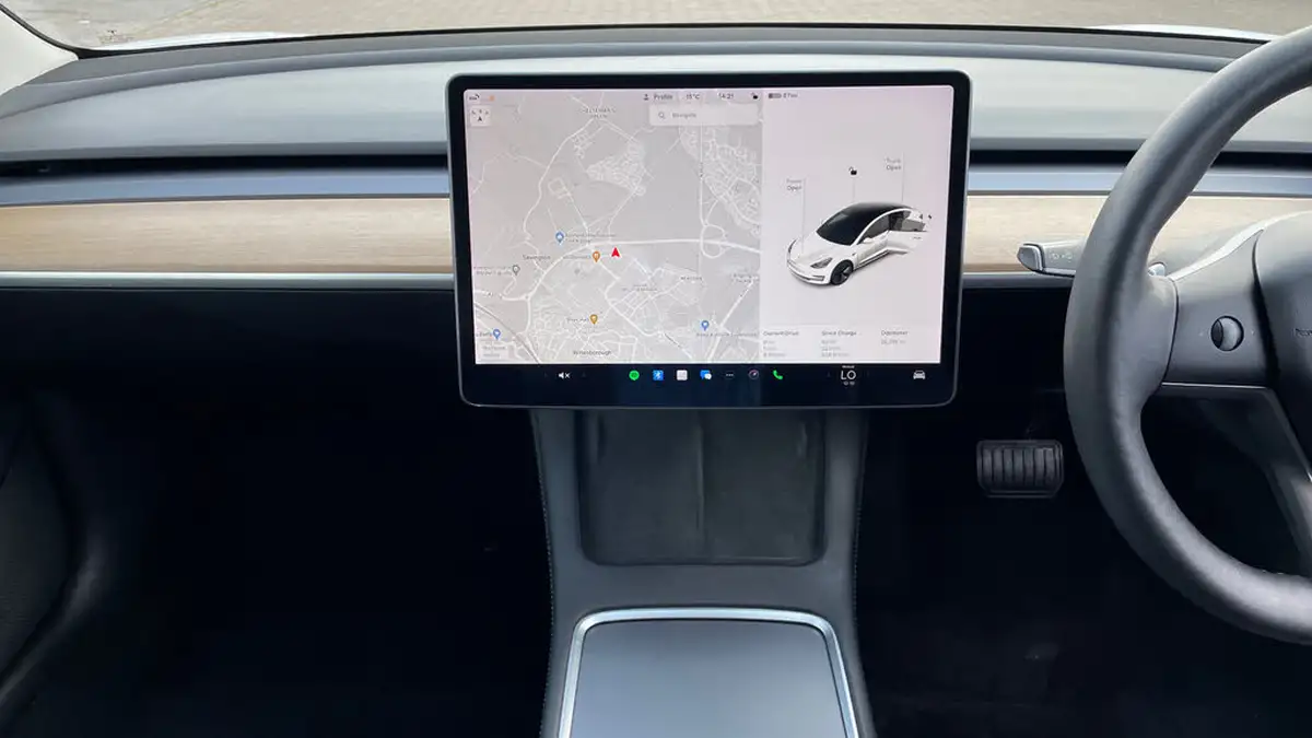2021-tesla-model-3-e-standard-plus-big-11