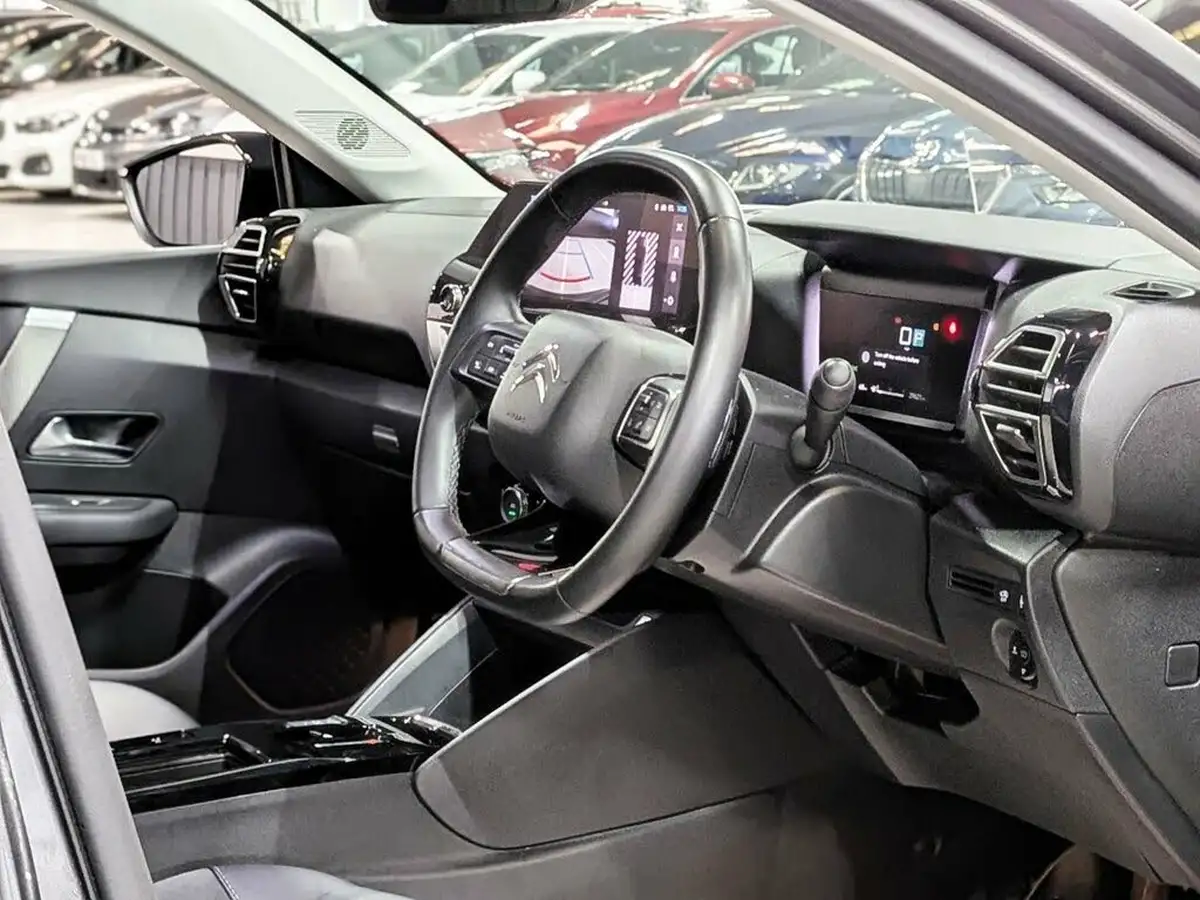 2023-citroen-c4-15bluehdi-shine-plus-big-25