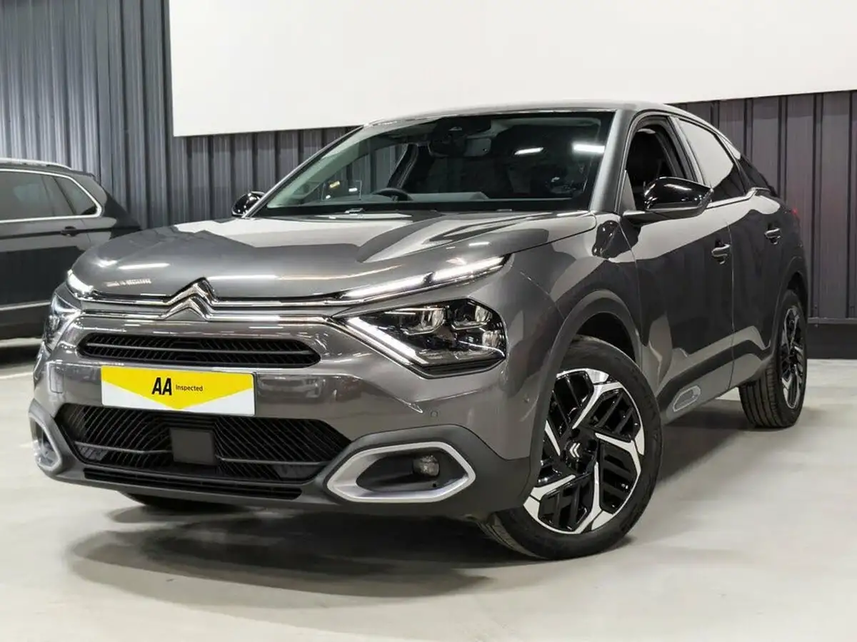 2023-citroen-c4-15bluehdi-shine-plus-big-3