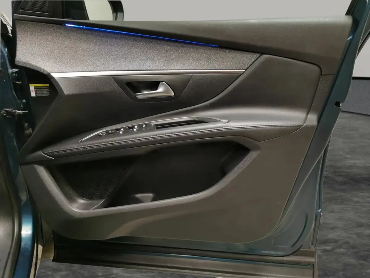 2019-peugeot-5008-suv-12-puretech-allure-big-28