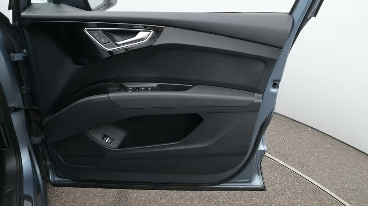 2022-audi-q4-e-tron-40e-s-line-station-wagon-big-15