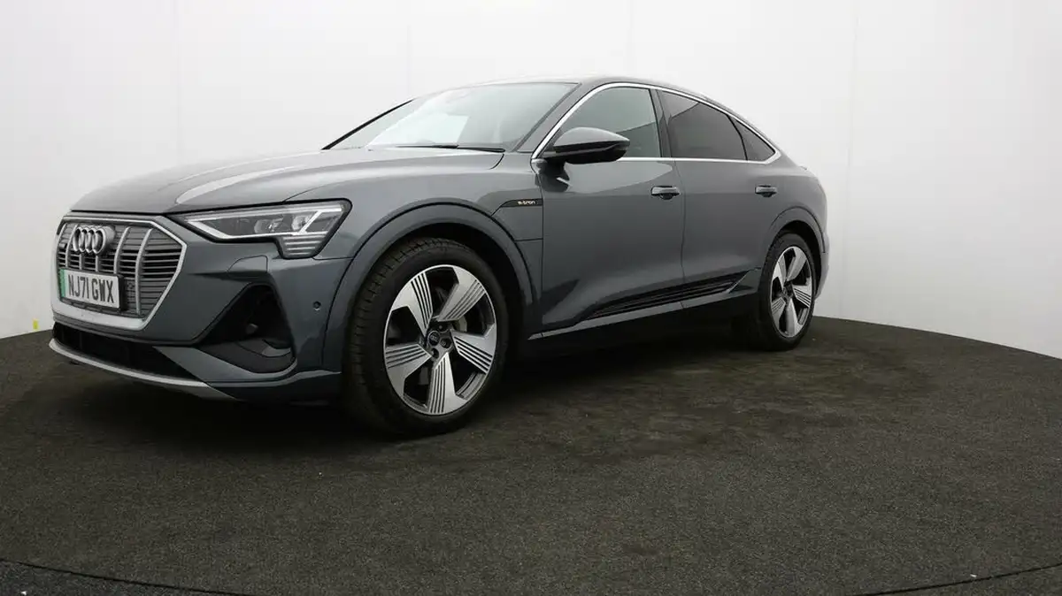 2021-audi-e-tron-55e-s-line-sportback-big-2