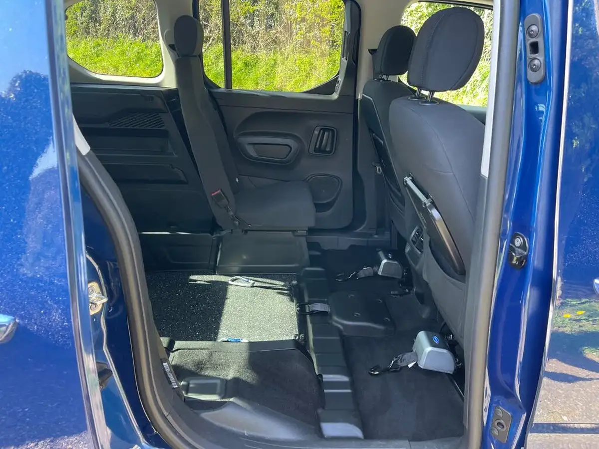 2019-peugeot-rifter-15-bluehdi-allure-130bhp-standardss-eat8-big-11