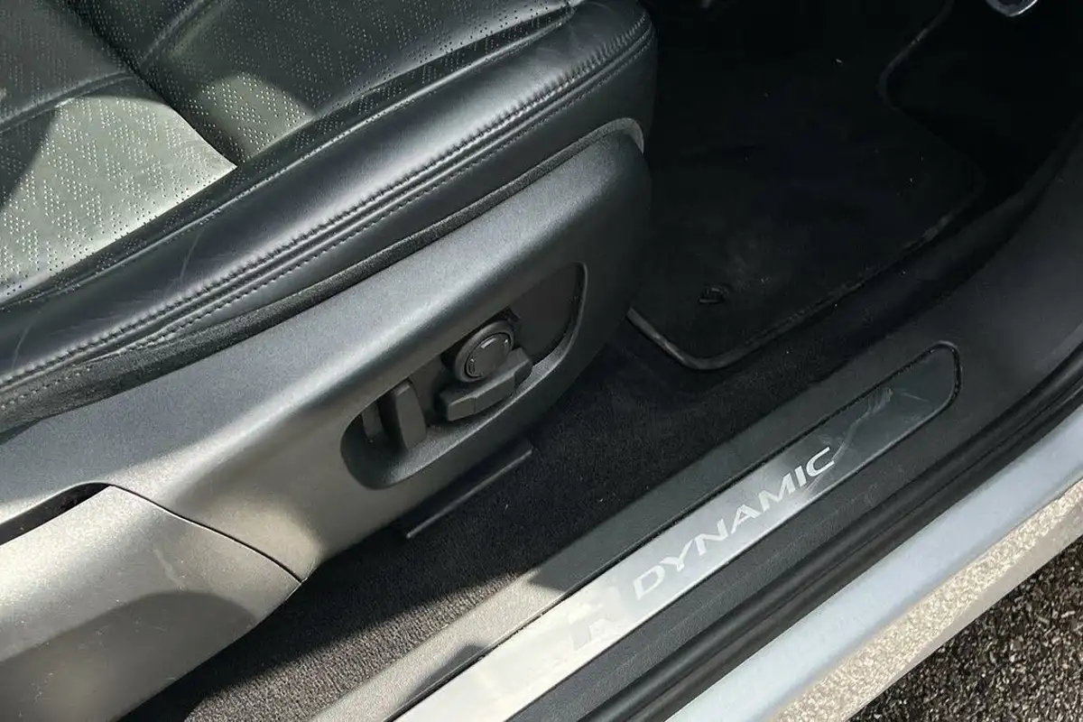 2020-land-rover-range-rover-evoque-20-d240-r-dynamic-hse-big-52