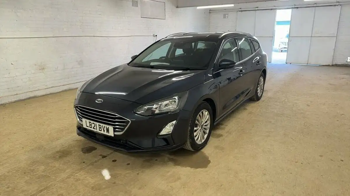 2021-ford-focus-10t-titanium-edition-125ps-hybrid-mhev-estate-big-3