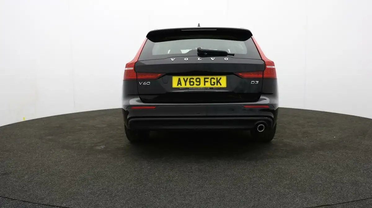 2019-volvo-v60-20td-d3-momentum-plus-geartronic-big-45