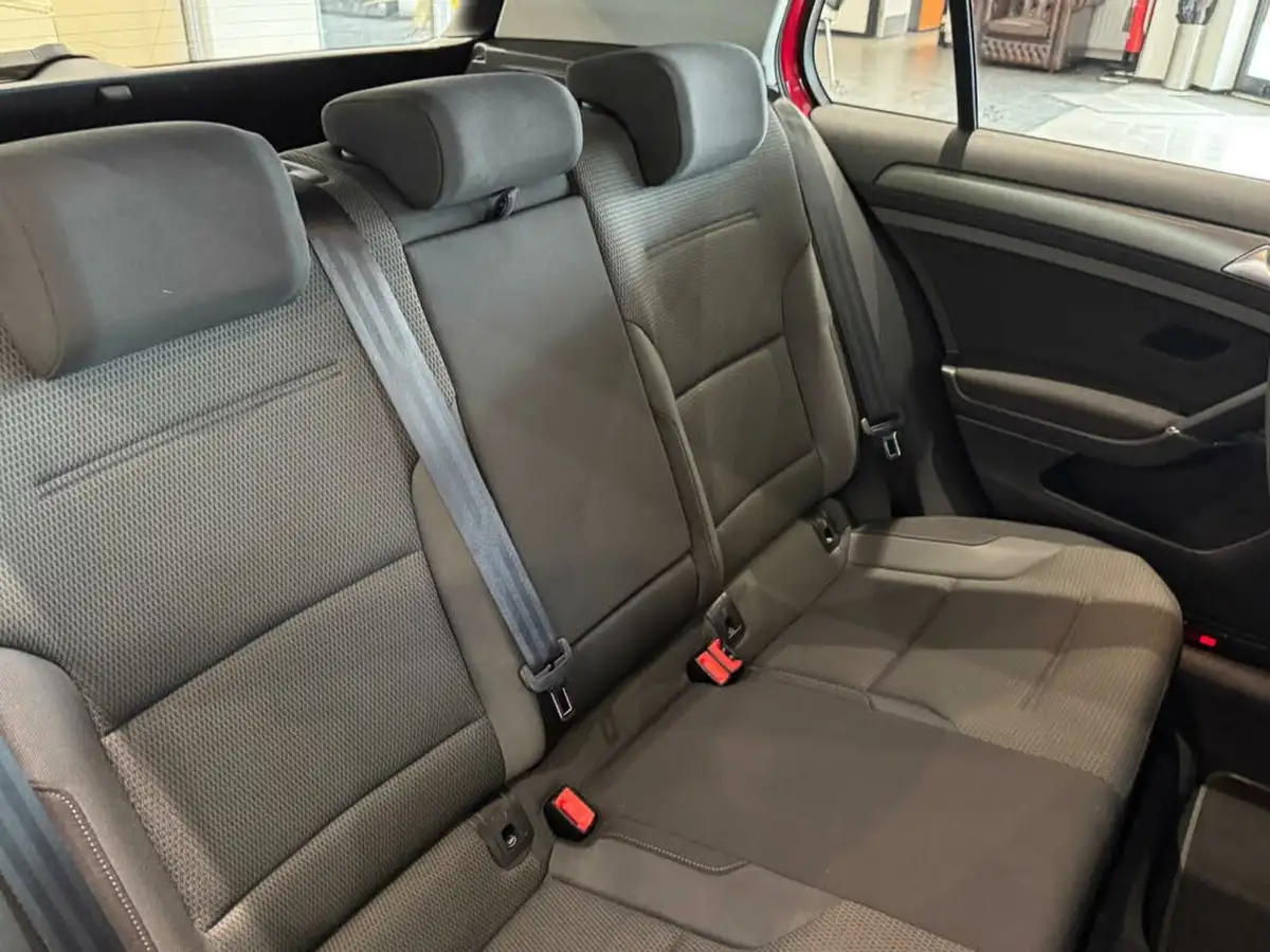 2018-volkswagen-golf-16tdi-se-nav-ss-hatchback-5d-big-12