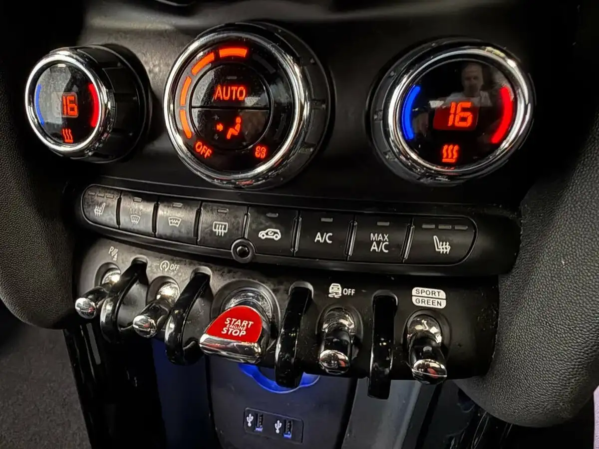 2018-mini-cooper-20-cooper-s-sport-ss-hatchback-3d-auto-big-25
