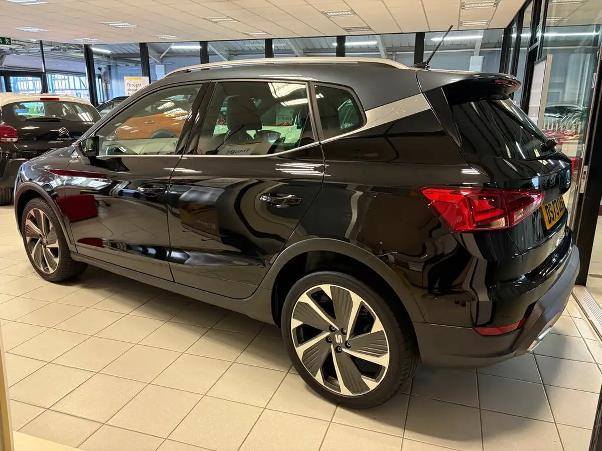 2023-seat-arona-10-tsi-fr-sport-dsg-big-2