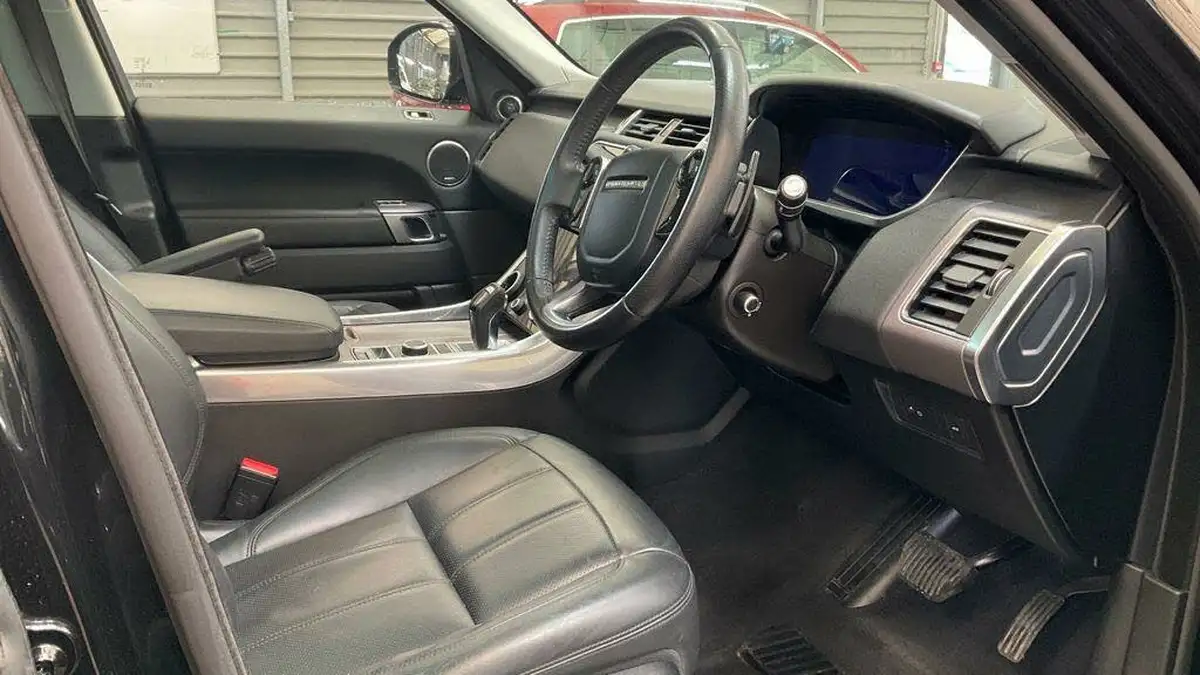 2019-land-rover-range-rover-sport-30-sdv6-hse-big-10