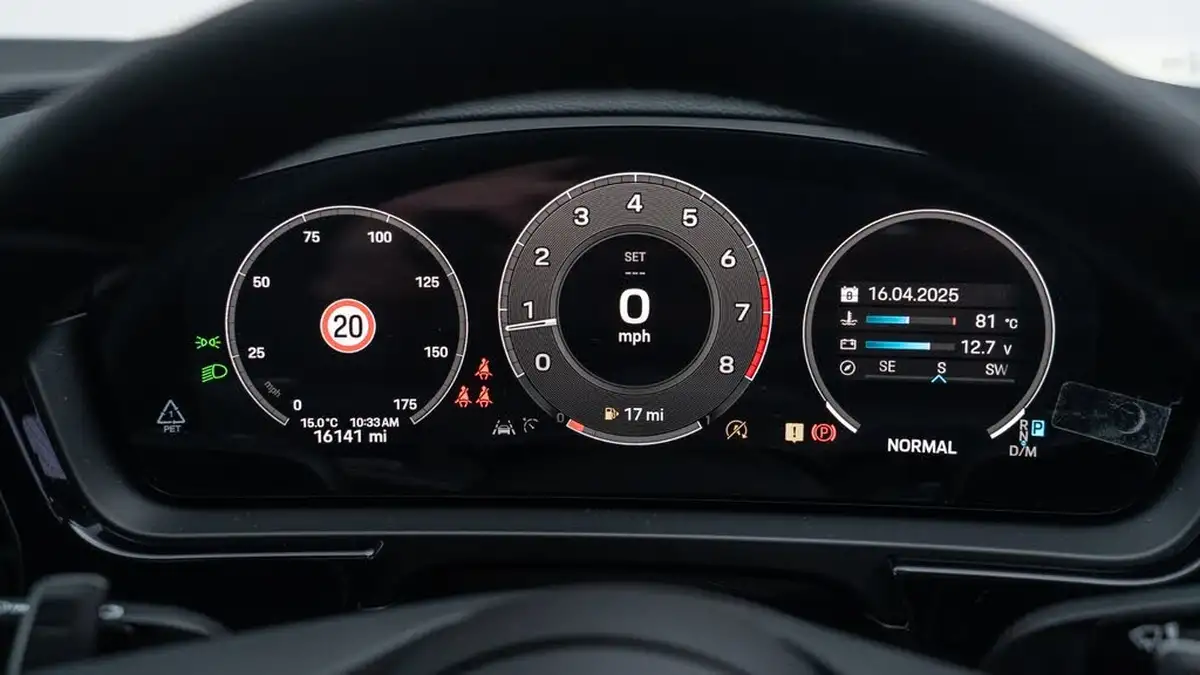 2024-porsche-cayenne-30-v6-353ps-coupe-big-17