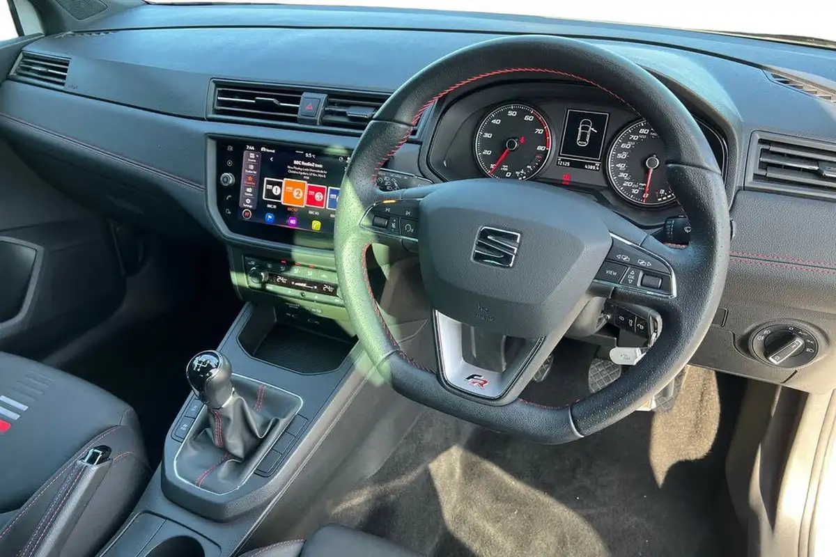 2021-seat-ibiza-10-tsi-fr-95ps-big-5