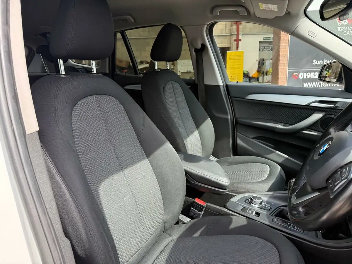 2017-bmw-x1-20td-xdrive18d-se-big-33