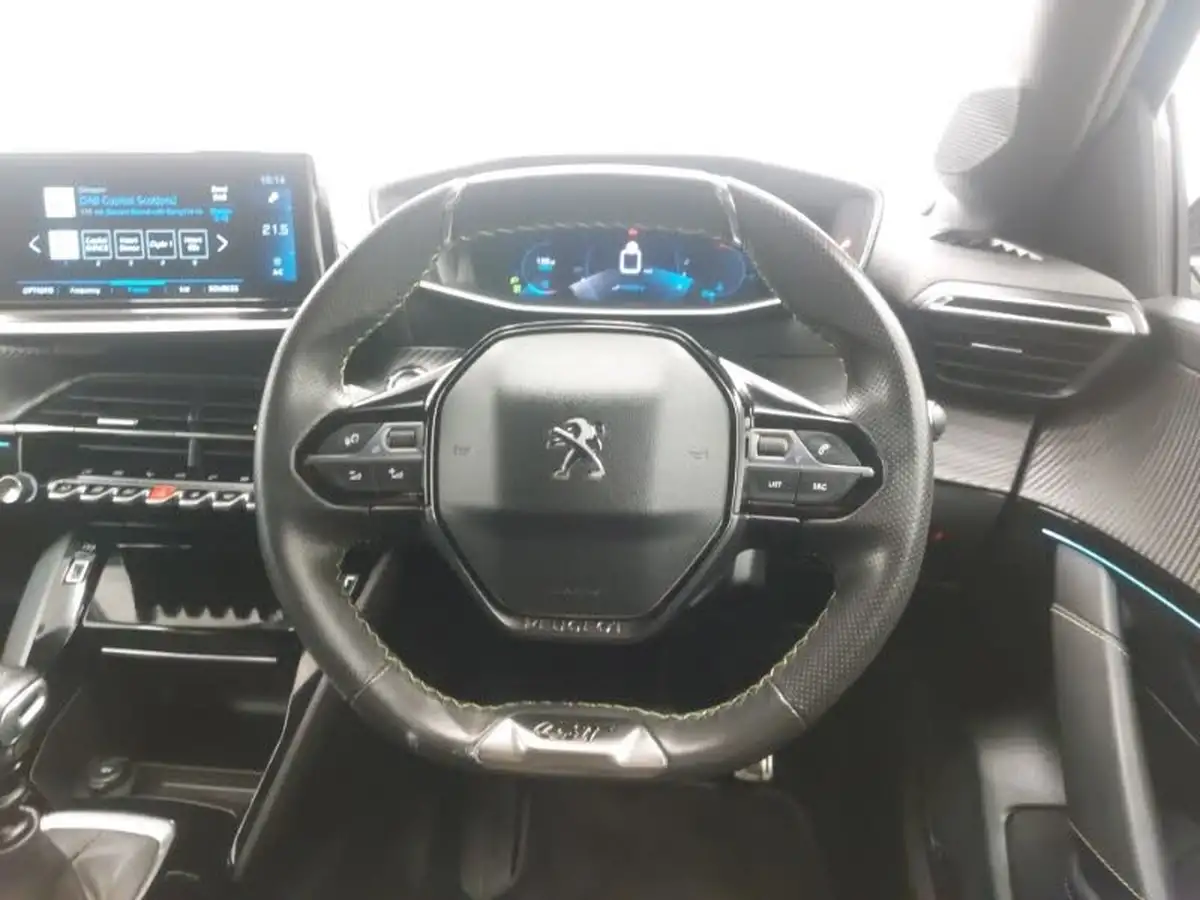 2022-peugeot-208-12-puretech-gt-100bhp-big-6