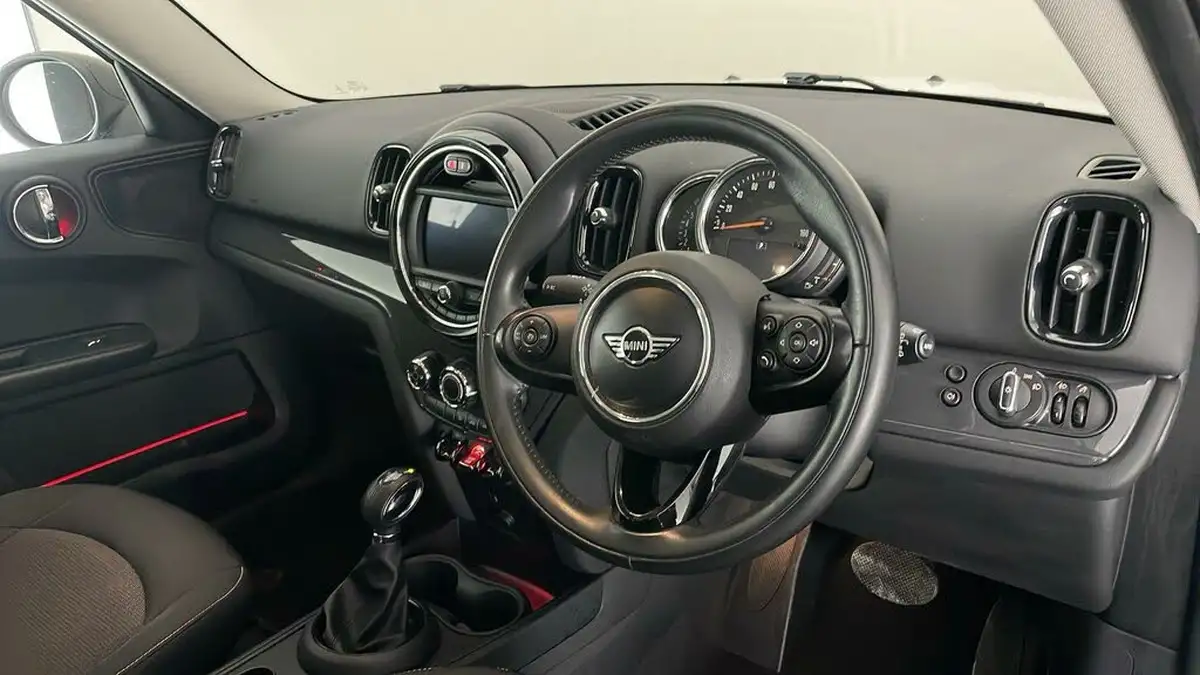 2018-mini-countryman-15-cooper-ss-auto-big-8