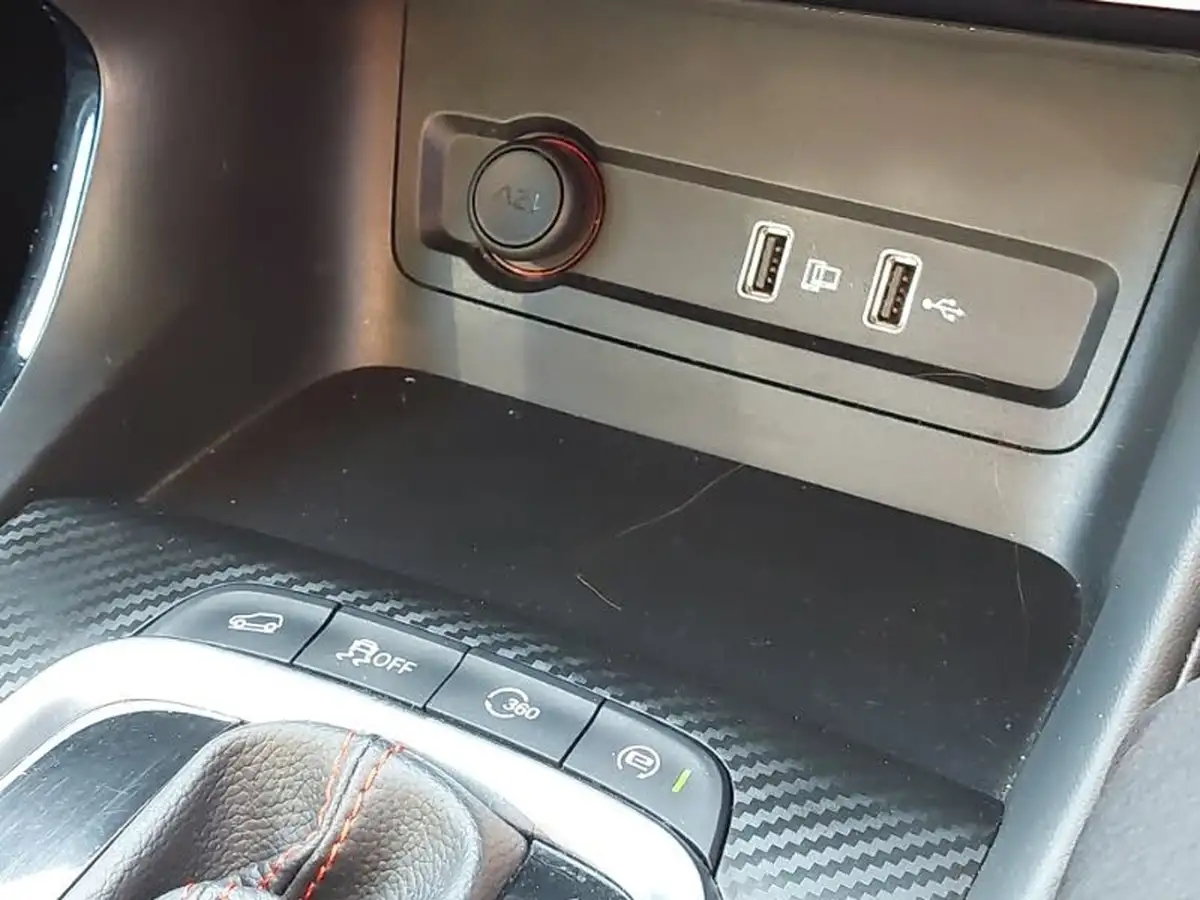 2024-mg-zs-suv-10t-gdi-exclusive-auto-big-11