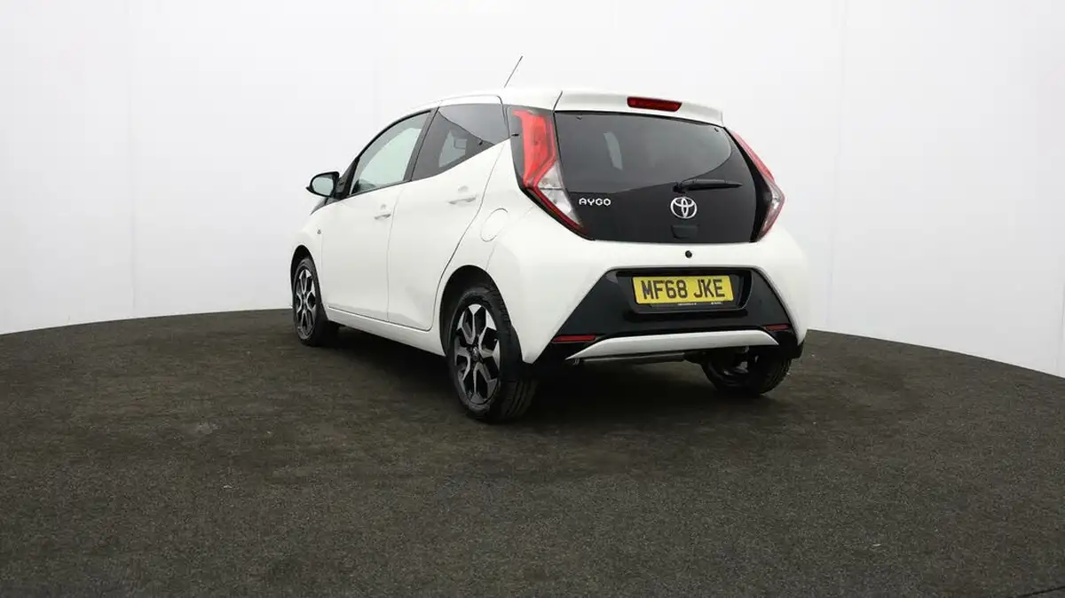 2018-toyota-aygo-10-vvt-i-x-plore-big-70