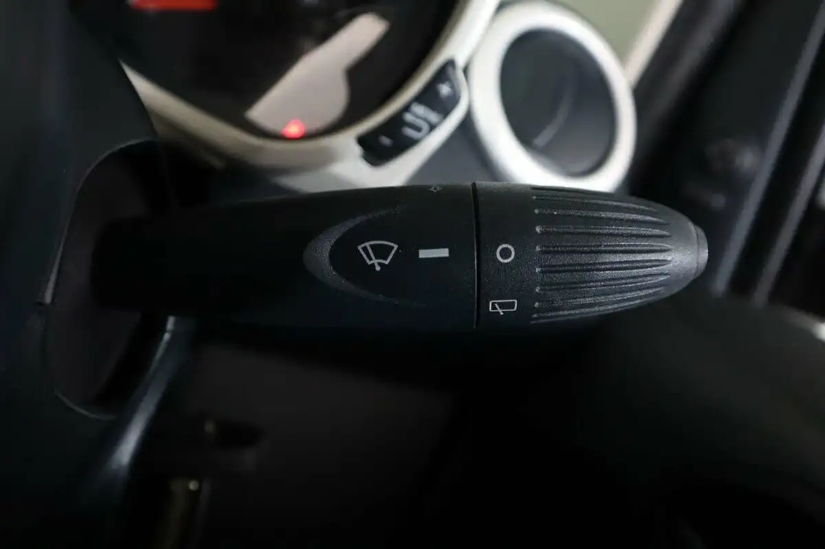 2016-ford-ka-12-zetec-black-edition-big-47