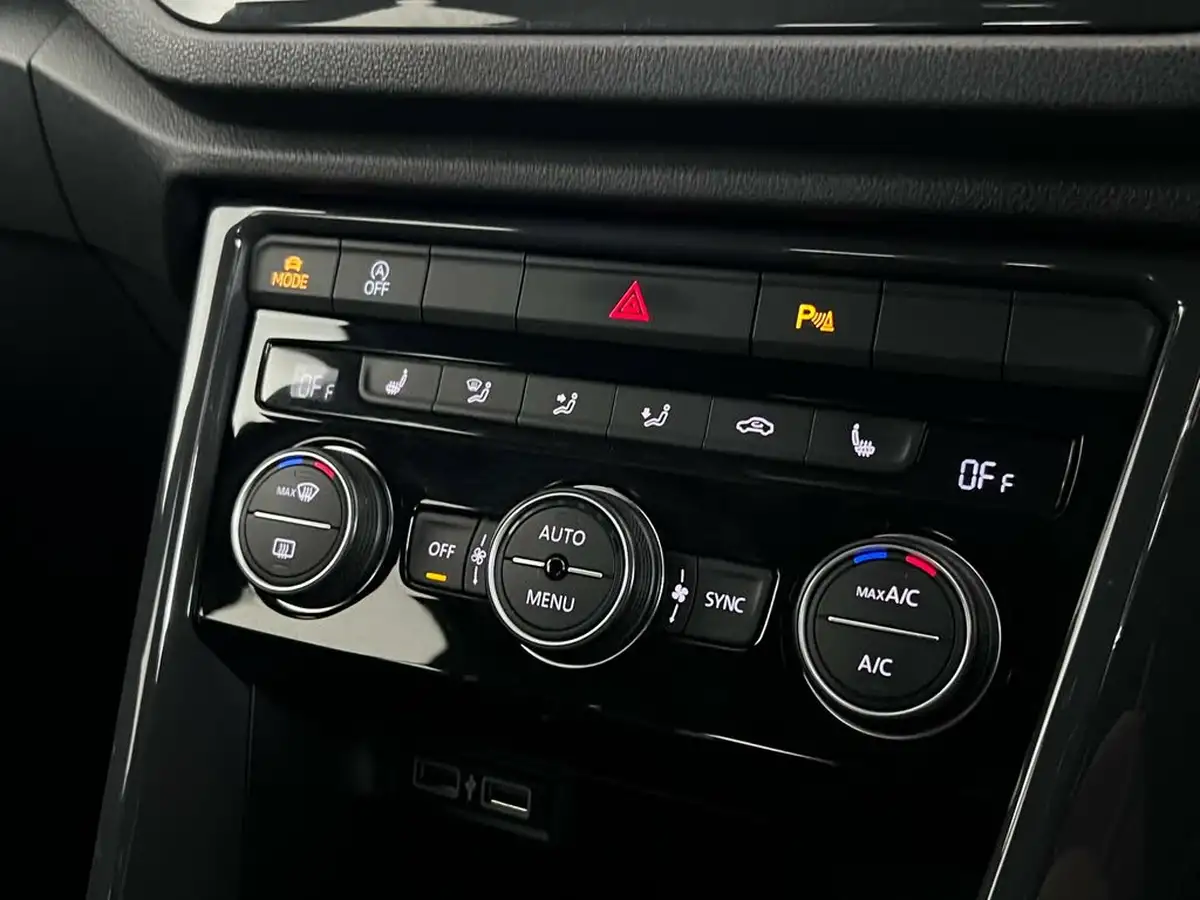 2019-volkswagen-t-roc-15-tsi-r-line-dsg-big-35