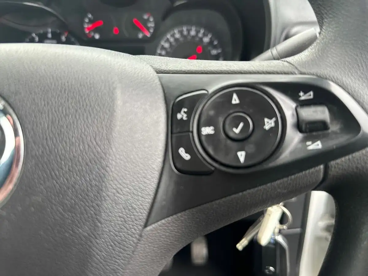 2021-vauxhall-combo-15cdti-dynamic-2300-100pseu6dt-l2h1-panel-big-29