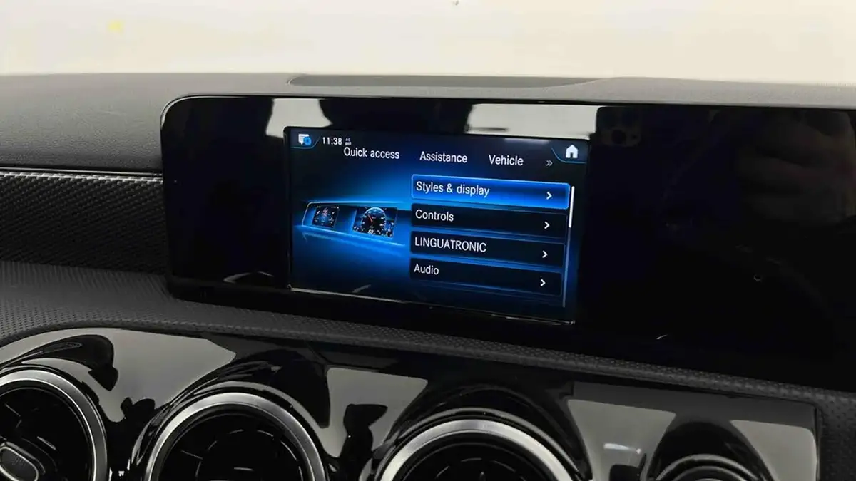 2019-mercedes-benz-a-class-13-a180-sport-hatchback-5d-1332cc-7g-dct-big-40