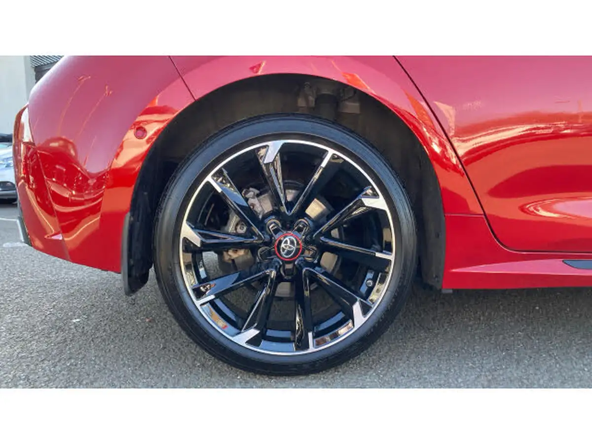 2022-toyota-corolla-18-vvt-i-gr-sport-120bhp-trk-hatchback-big-17