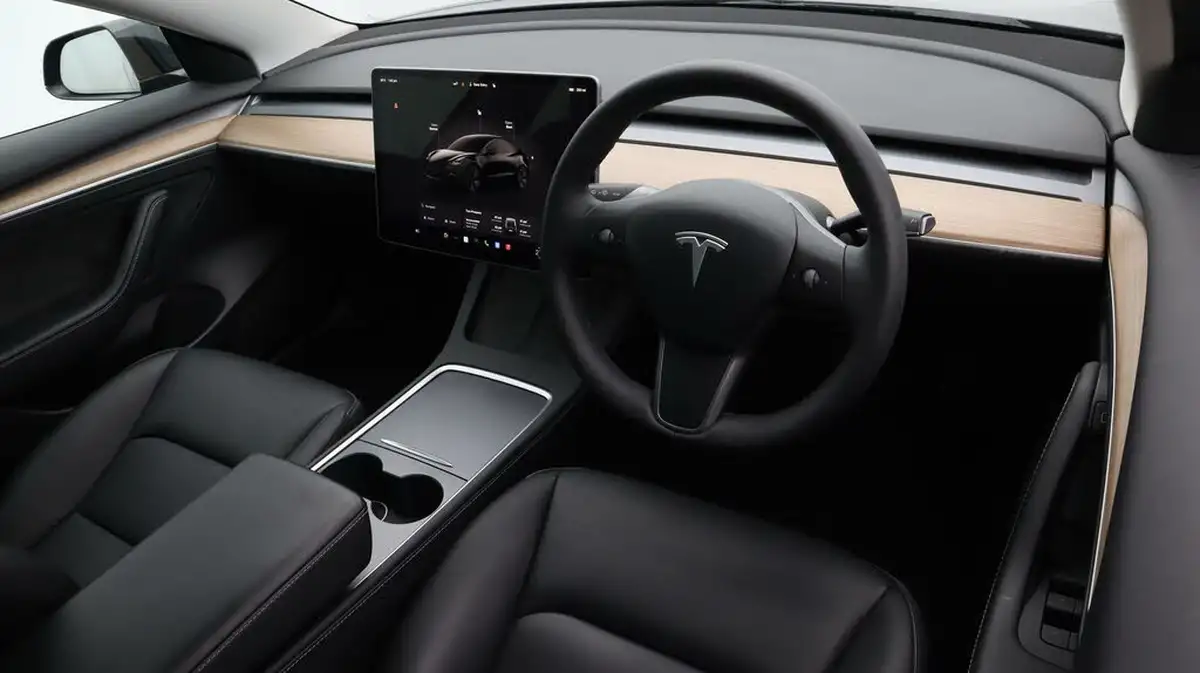 2022-tesla-model-3-e-long-range-big-9