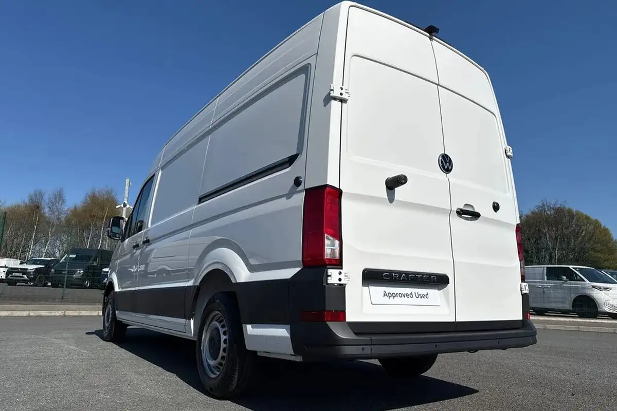 2024-volkswagen-crafter-20tdi-cr35-mwb-commerce-plus-140pseu6d-big-6