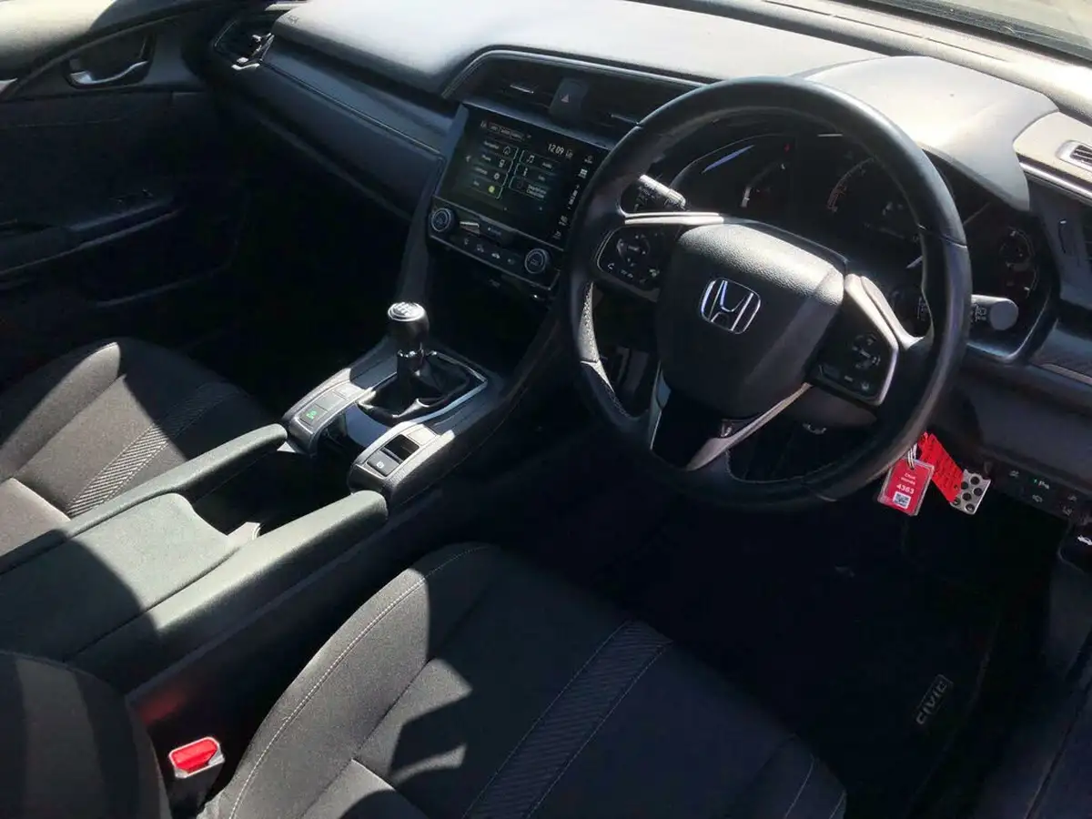 2019-honda-civic-15-vtec-turbo-sport-ss-big-74