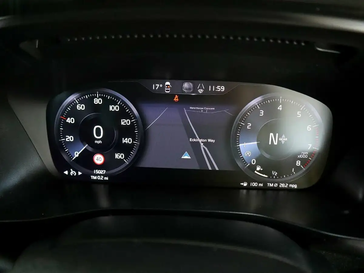 2022-volvo-xc40-15-t3-inscription-big-36