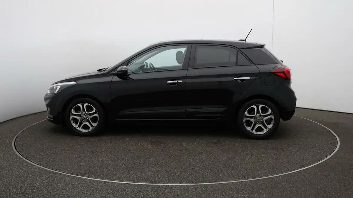 2020-hyundai-i20-12-premium-se-nav-big-59