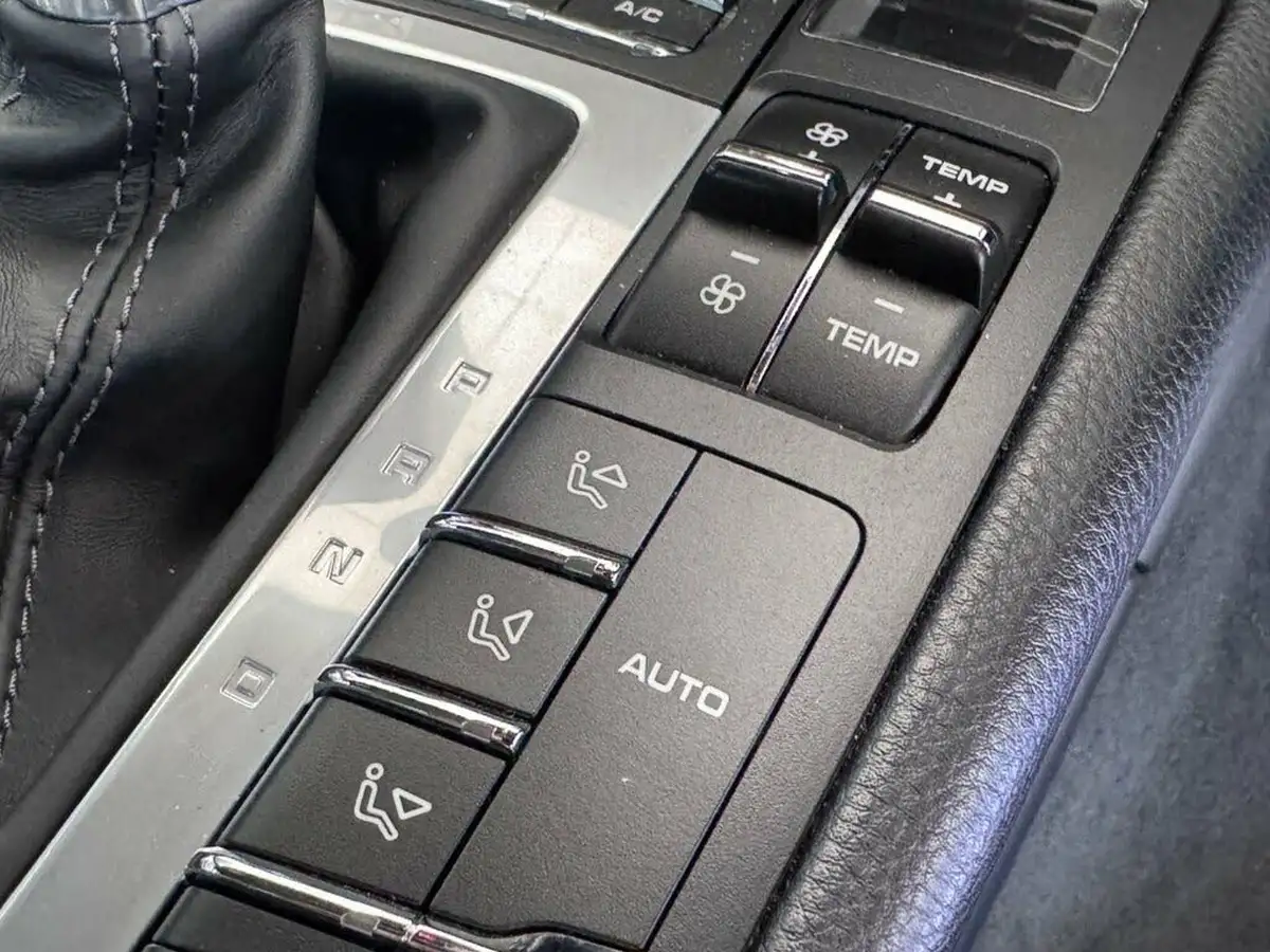 2019-porsche-macan-30-v6-s-big-40