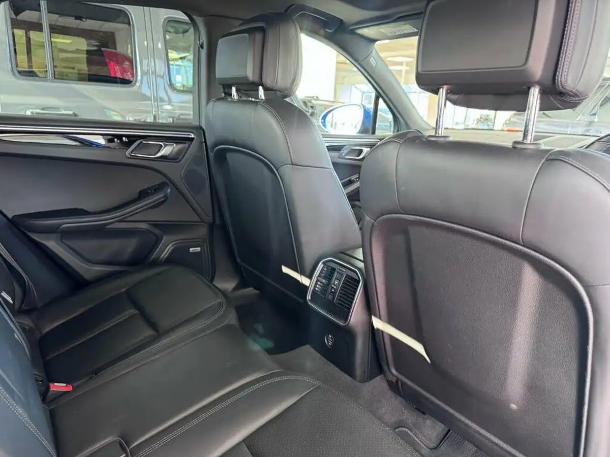 2019-porsche-macan-30-v6-s-big-16