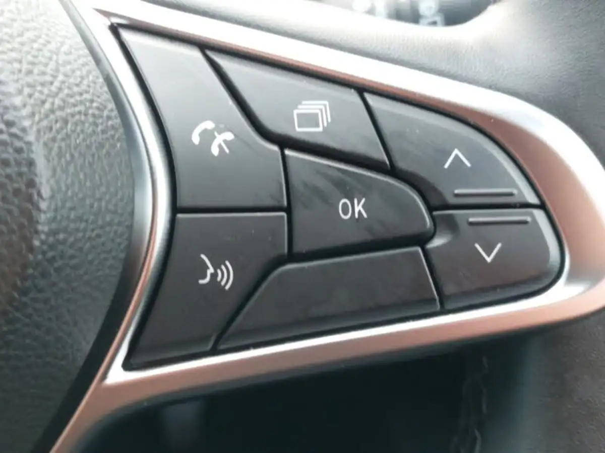 2024-renault-captur-10-tce-techno-big-11