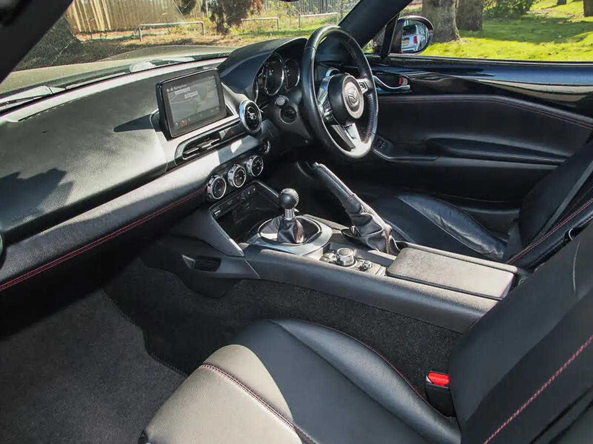 2019-mazda-mx-5-20-sport-nav-ss-rf-big-4